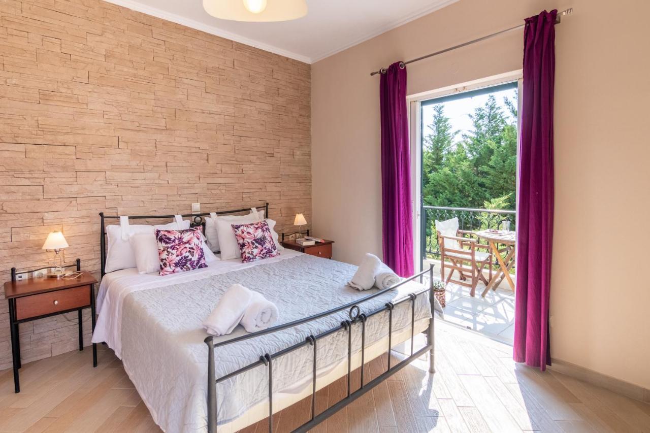 Santa Emelia Aparthotel Vasiliki  Exterior photo